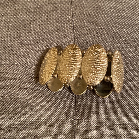 NIB silver tone bracelet for fitness tracker - Picture 2 of 5